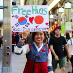 【悲報】渋谷で「フリーおっぱい」JKが書類送検wwwwwwけしからんなww