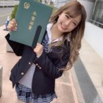 卒業式で告白してJKと付き合う淫行教師現れる
